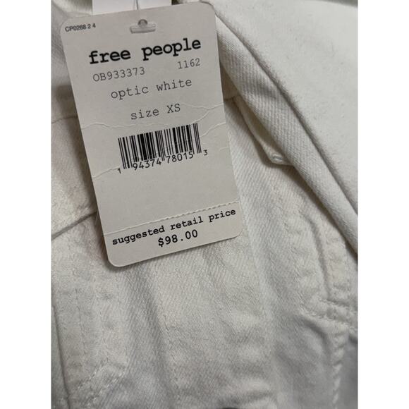 NEW Free People Womens Optic White Denim Jean Jacket Size XS NWT $98 - Picture 2 of 2